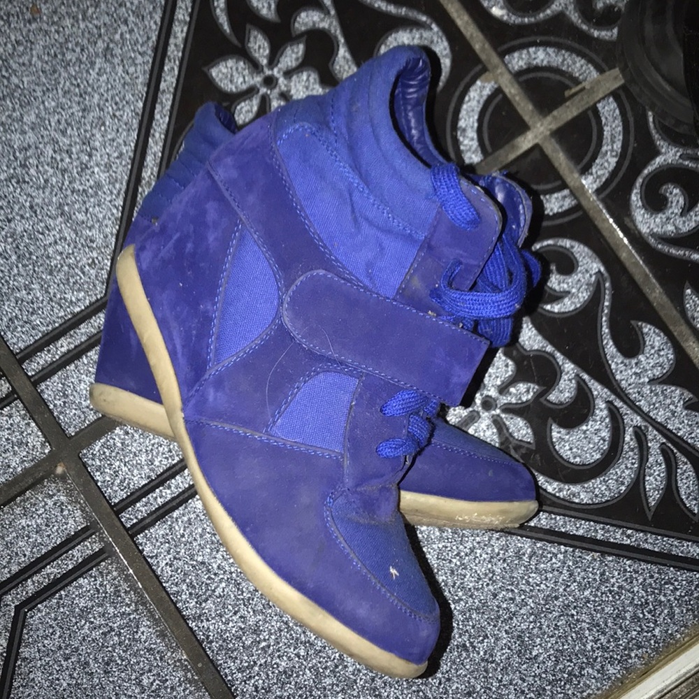 Blue high heels tennis